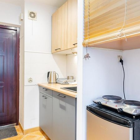 Cinnamon Apartment Metro Swietokrzyska Varşovia Exterior foto