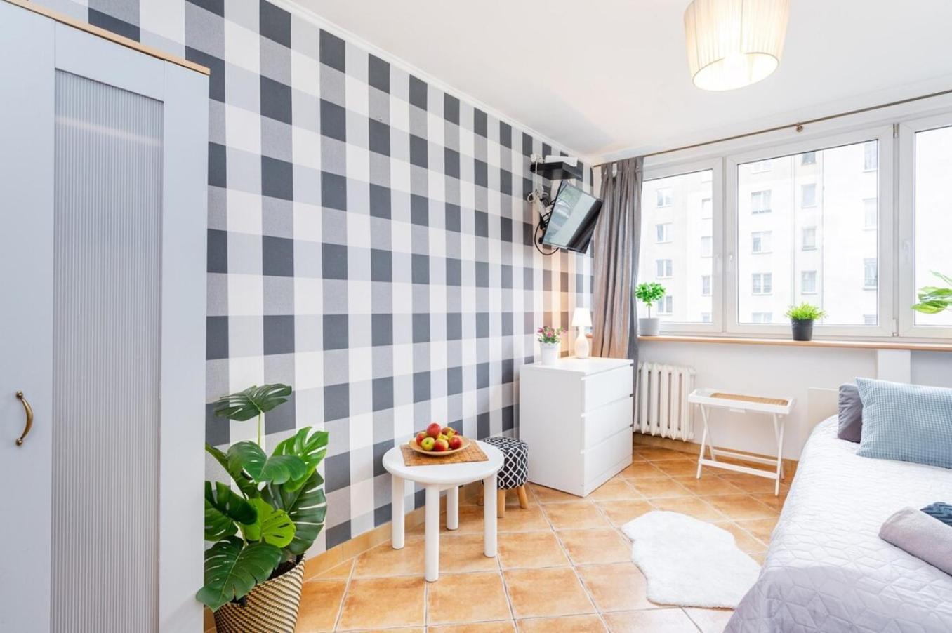 Cinnamon Apartment Metro Swietokrzyska Varşovia Exterior foto